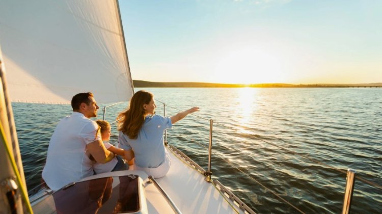 Explore Luxury Private Yachts with AZR Tourism in Dubai | Book Now