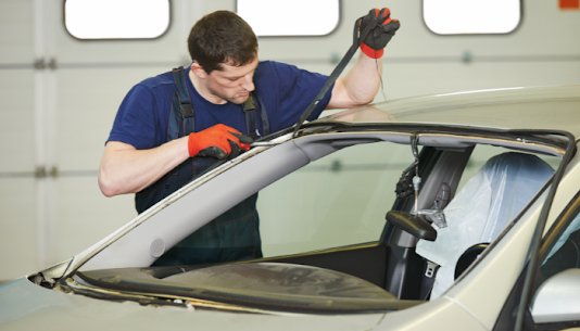 Stay Safe with the Best Windscreen Repairs & Replacements in Town