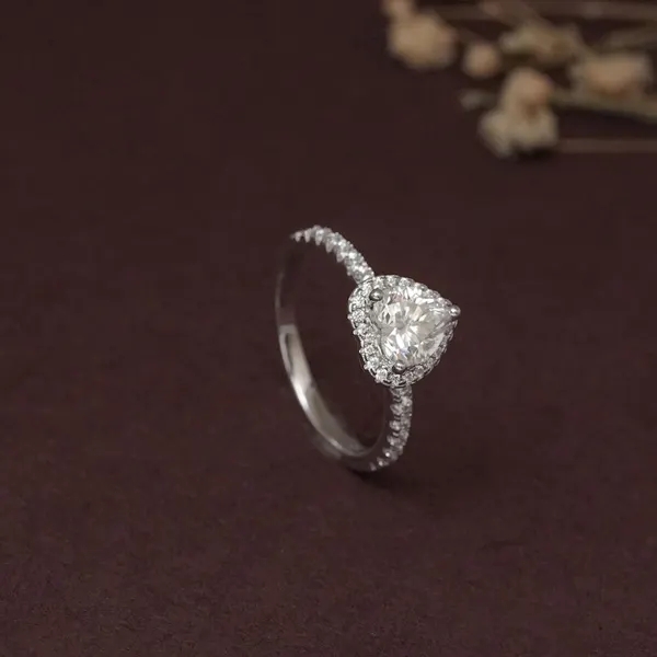 Why Lab-Created Diamonds Are the Smart Choice for Engagement Rings
