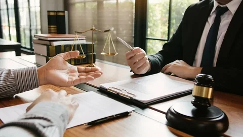 10 Benefits of Hiring a Professional Civil Law Firm in Dubai to Get Legal Confidence