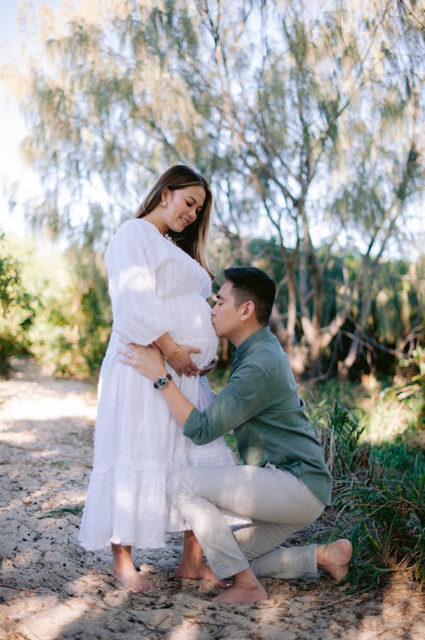 Maternity Photography in Sydney: A Step-by-Step Guide to Planning Your Session