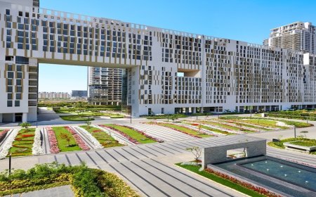 DLF The Dahlias Sector 54 – Spacious 4 & 5 BHK Homes with World-Class Amenities