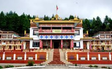 Scenic Bomdila to Tawang Distance: A Himalayan Road Journey