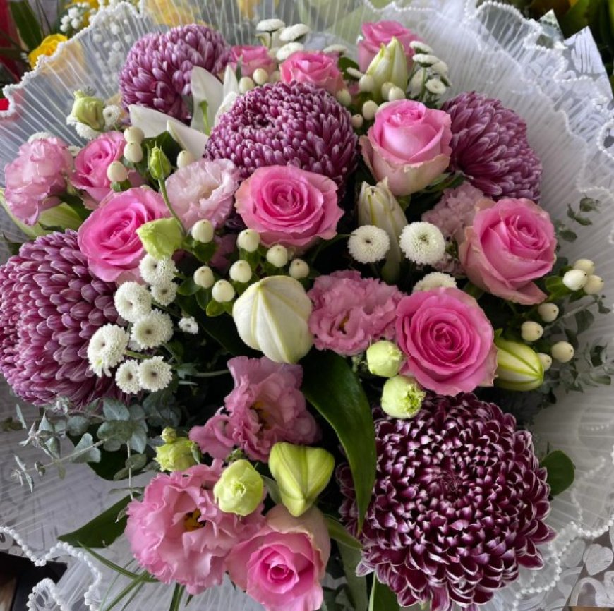 The Language of Flowers: What Your Sympathy Arrangement Really Says