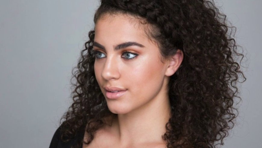 The Ultimate Guide to Curly Hair Extensions: Add Volume, Length, and Style