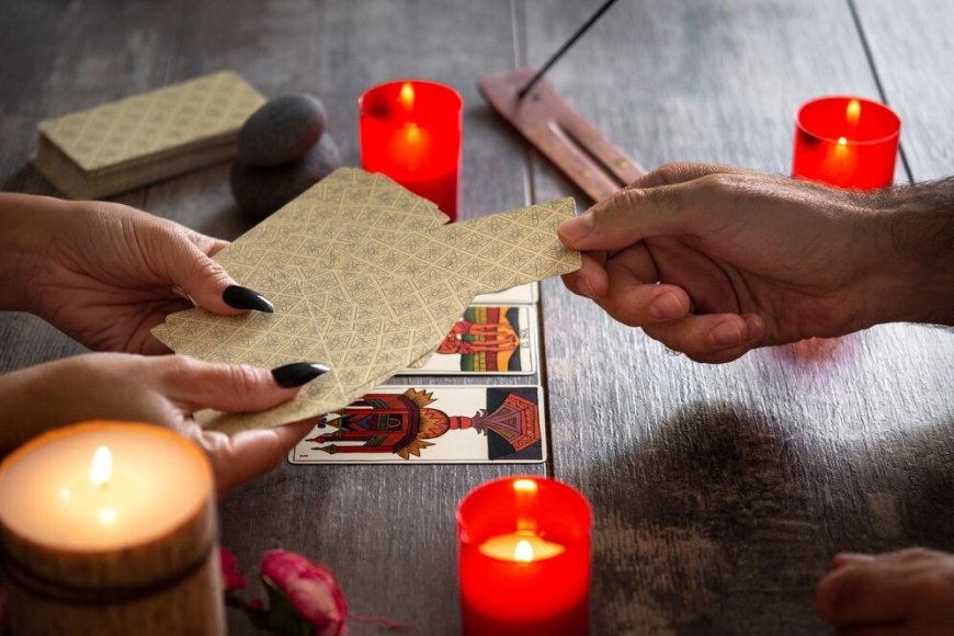Find Your Perfect Soulmate with Online Kundali Matching in Pune – Expert Guidance by Pramila Wate!