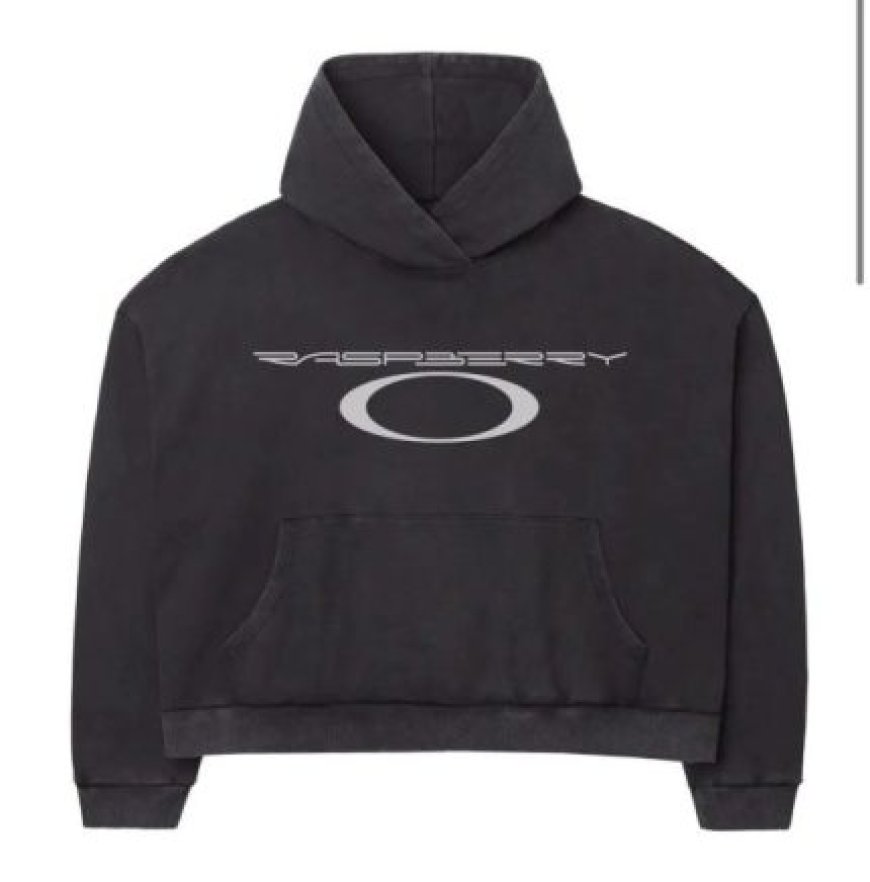 Raspberry Hills Clothing: The Ultimate Blend of Comfort and Street Style