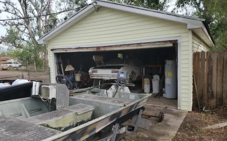 Choosing the Right Residential Garage Door Style