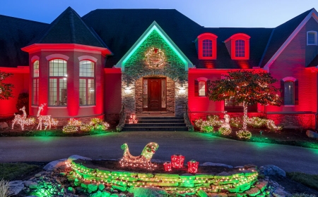 Are LED Christmas Lights the Best Option for Holiday Decorating?