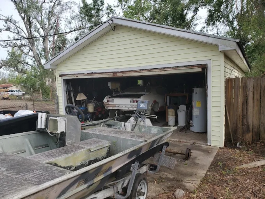 Choosing the Right Residential Garage Door Style