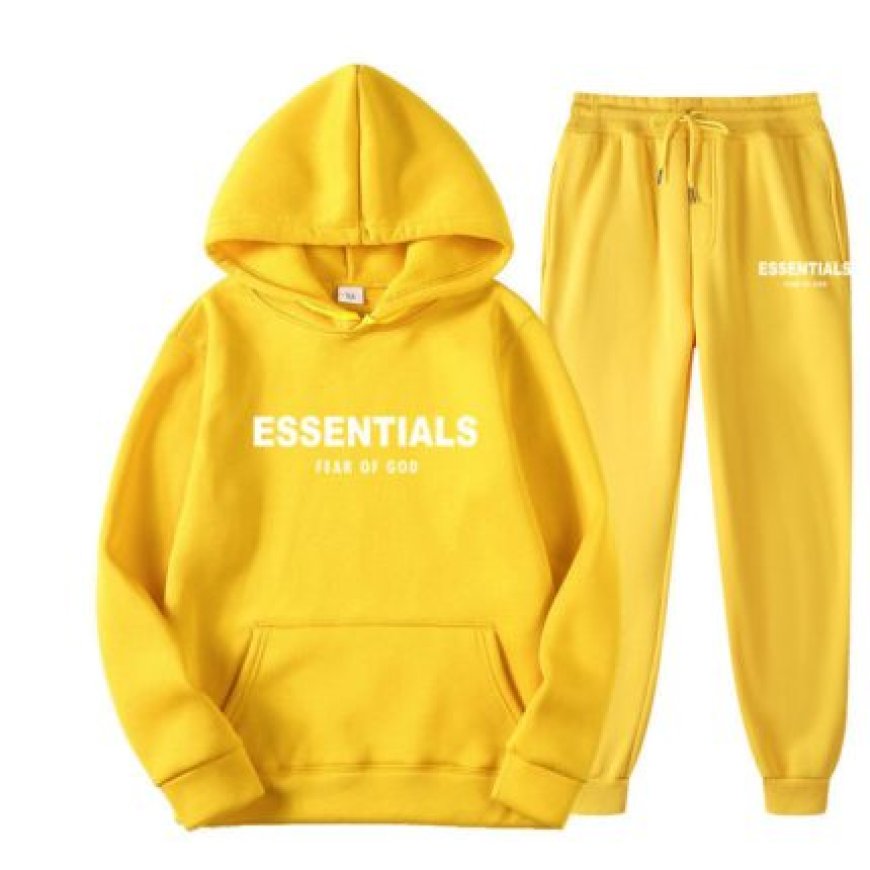 Why the Essential Hoodie is a Must-Have for Fashion Lovers