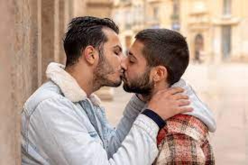 Gay Hunk Porn That Leaves Twinks Bruised and Begging