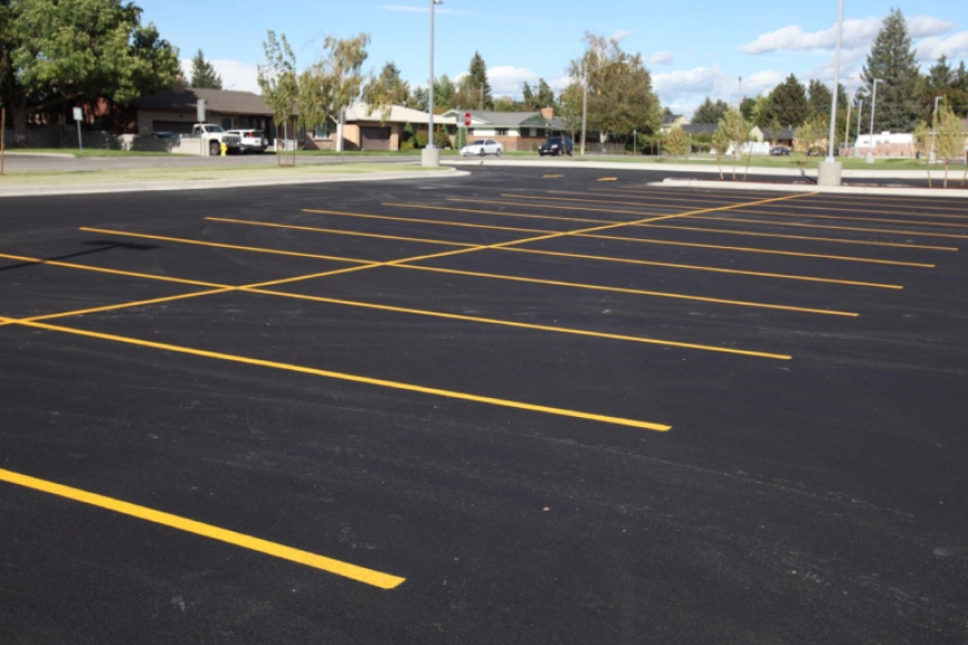 Top Parking Lot Maintenance Tips for Edmonton Businesses in 2025