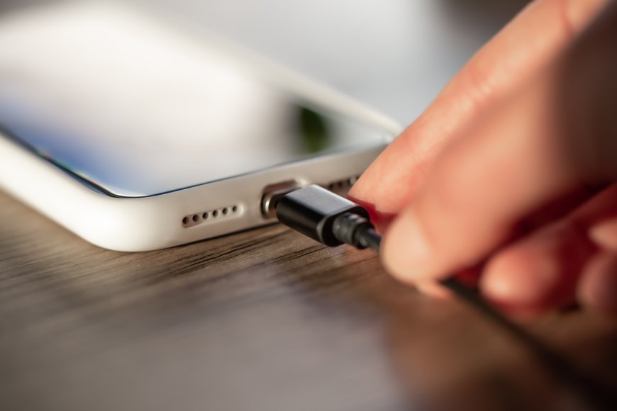 Smooth Charging Restored: Oppo Charging Port Replacement in Queenstown by Mobile King