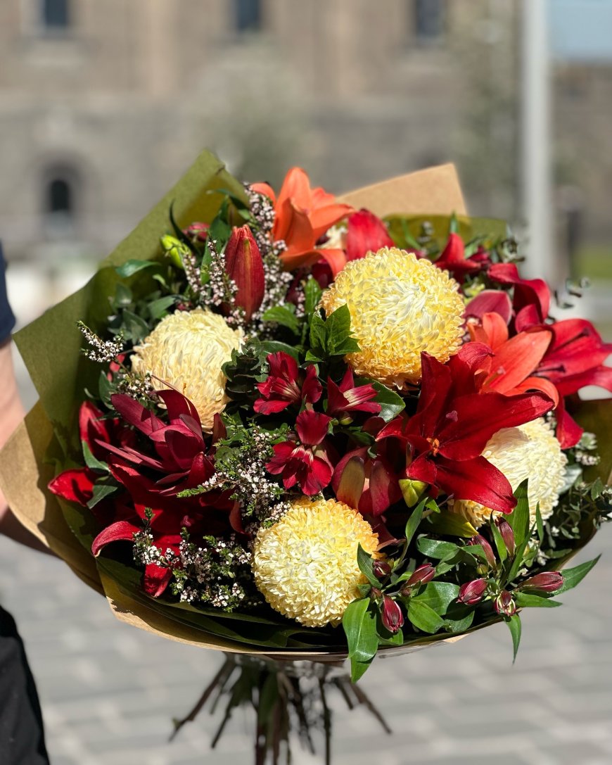 Why Christmas Flowers Are the Heart of Every Festive Celebration in Melbourne