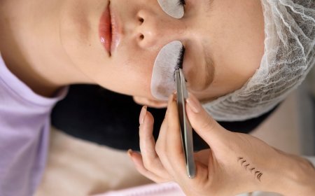 5 Reasons Lash Extensions Make You Look More Fresh, Feminine, and Flawless