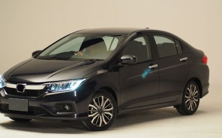 The Ultimate Guide to Stress-Free UK Airport Travel for Families and Groups