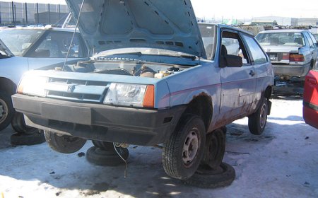 Benefits of Using Used Auto Parts from a Yard in Lancaster