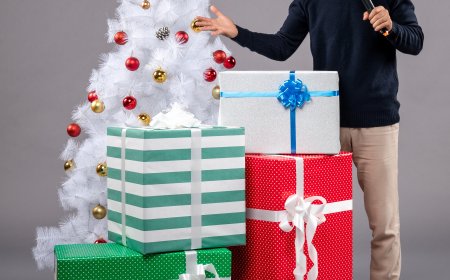 Best Christmas Gifts for Boyfriend in 2025