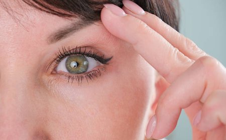 Discover Eyelid Surgery for Youthful Eye Refresh