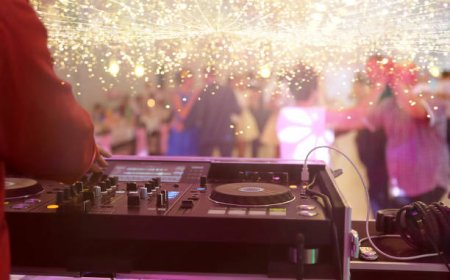 Wedding DJ MC Yarra Valley Creating the Perfect Vibe for Your Big Day