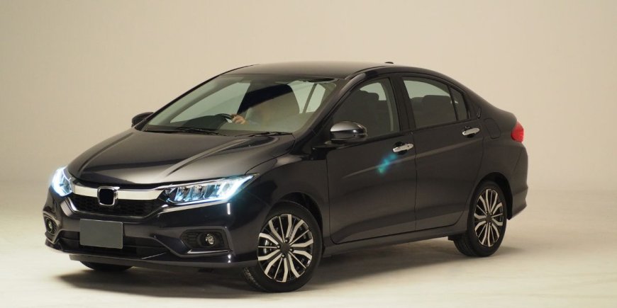 The Ultimate Guide to Stress-Free UK Airport Travel for Families and Groups