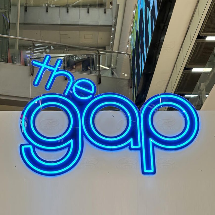 What to Look for When Choosing a Custom LED Sign Supplier