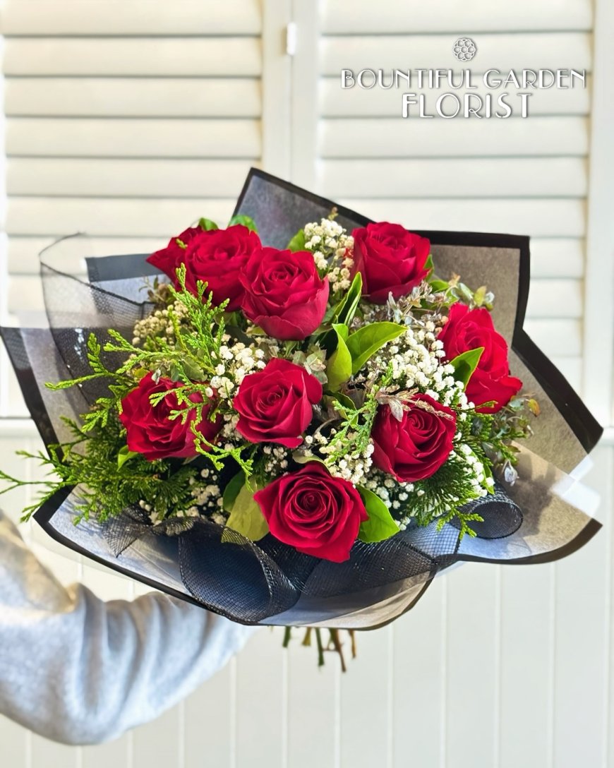 Modern Christmas Flower Ideas Inspired by a Florist Brunswick East