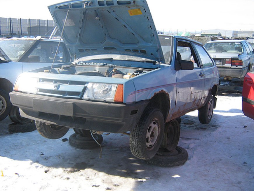 Benefits of Using Used Auto Parts from a Yard in Lancaster