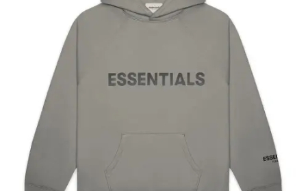 Essentials: Redefining Modern Streetwear