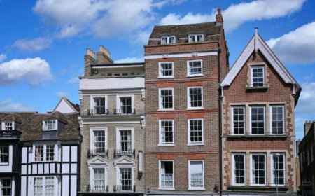 Converting Heritage Properties While Preserving UK Architectural Integrity